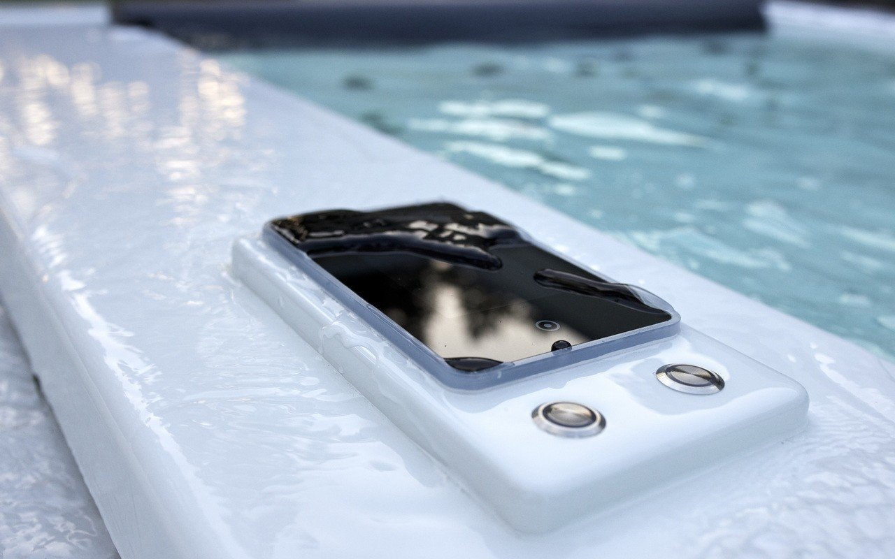 Aquatica Downtown Infinity Inground Spa - Image 13