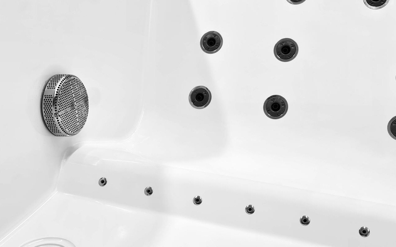 Aquatica Downtown Infinity Inground Spa - Image 8