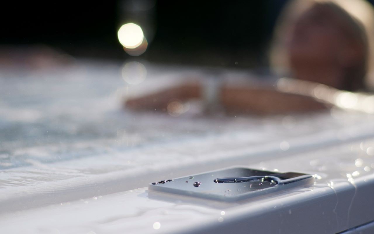 Aquatica Vibe Spa With Composite Siding - Image 8