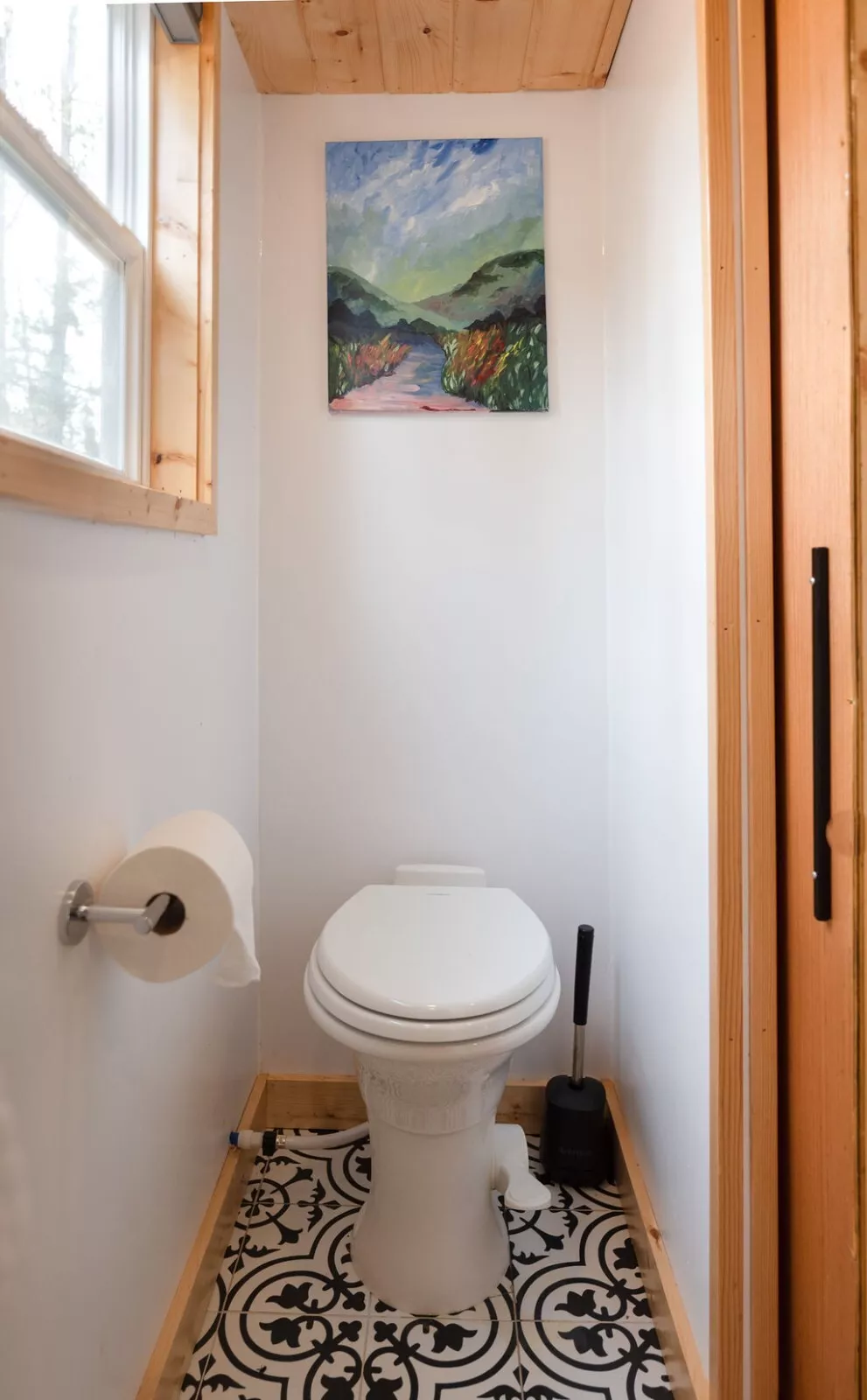 New Fully Furnished Tiny House on Wheels - Image 18